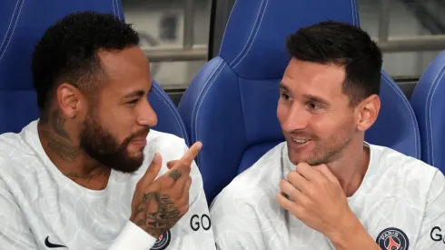 Neymar y Messi reciben buenas noticias desde la Premier League. 
