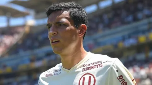 Hinchas de Universitario de Deportes tienen a su Pau Cubarsí