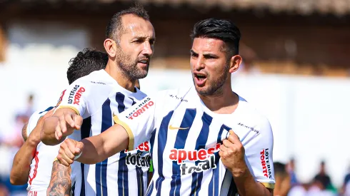Carlos Zambrano y Hernán Barcos en Alianza Lima.