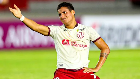 Alexander Succar en Universitario.