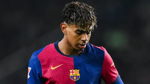 Lamine Yamal, cabizbajo en un partido de Barcelona.