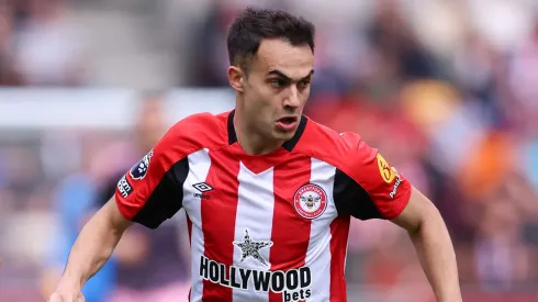 Debutó en Real Madrid y sería nuevo compañero de Messi.