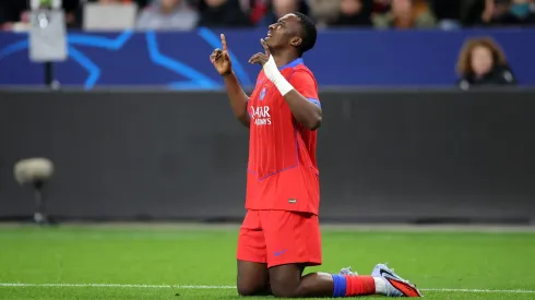 VIDEO | ¡William Pacho marca su primer GOLAZO con el PSG!