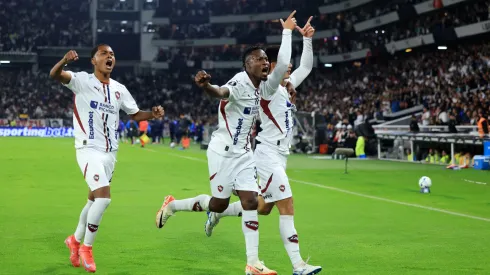 Tiago Nunes pidió refuerzos y los primeros nombres confirmados para Liga de Quito 2026