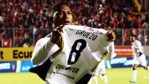 Las tres ofertas que tiene Carlos Gruezo para el 2026