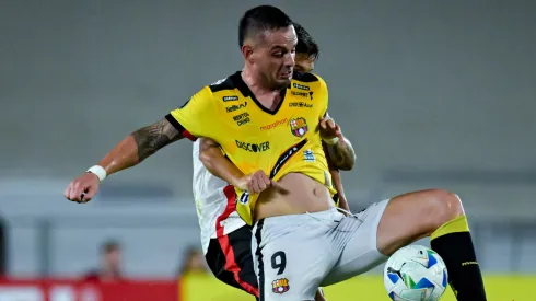 Barcelona tiene nuevo delantero para el 2026 ¿reemplazo de Rivero o Felipao? Foto: Getty