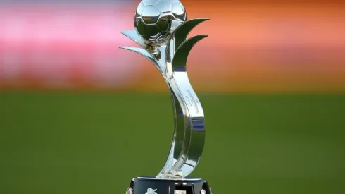 Trofeo de campeón de la Liga MX Femenil. Foto: Imago 7
