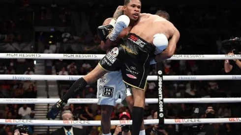 La foto de Devin Haney y Jorge Linares juntos tras la pelea