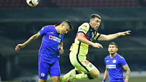 El clásico Joven Cruz Azul contra América.
