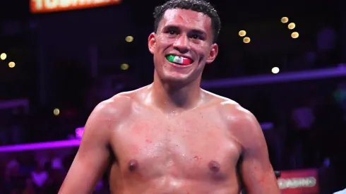 Benavidez destruyó a Caleb Plant. (Foto: getty)
