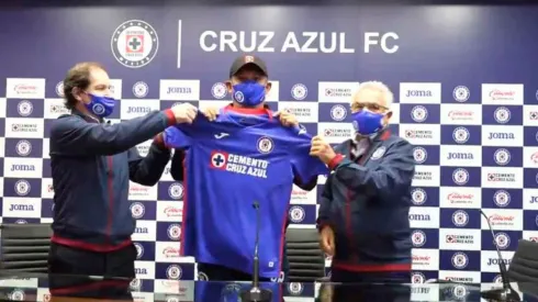 Juan Reynoso fue presentado como DT de Cruz Azul el 7 de enero del 2021.
