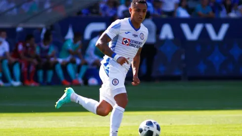 Afición de Cruz Azul reaccionó a la nueva playera.
