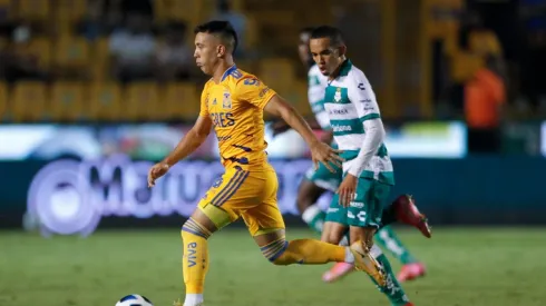 Tigres rescató un empate gracias a Leo Fernández.
