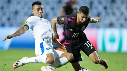 El Salvador juega sucio desde antes del partido con México.
