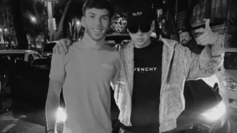 El piloto Pierre Gasly con el DJ argentino Bizarrap
