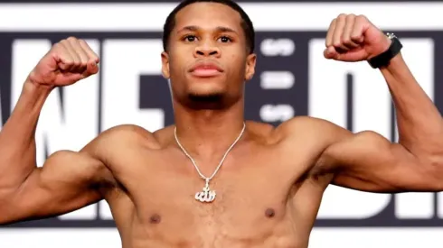 Devin Haney subirá 20 libras por encima de la categoría.
