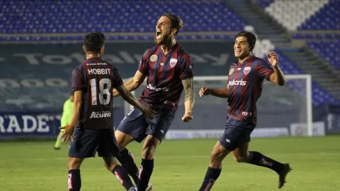 Ramiro Costa celebra el 1-0 para el Atlante.
