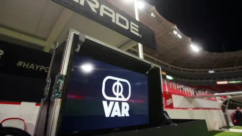 Módulo del VAR en la Liga MX.