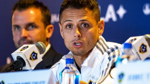 Chicharito se cansa de las críticas