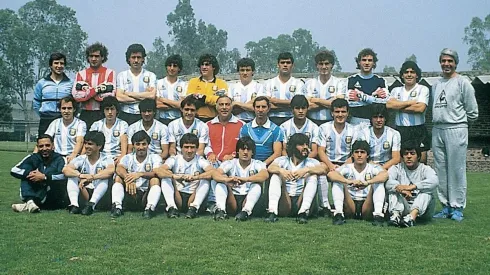 La selección mexicana del Mundial de 1986 en las instalaciones del Club América.
