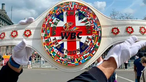 El Consejo Mundial de Boxeo presentó un hermoso nuevo cinturón: ¿Quiénes pueden ganarlo?