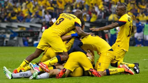 América celebra el gol agónico ante Cruz Azul en la final de 2013.
