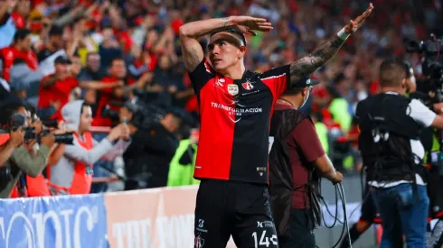 Luis Reyes en festejo durante la final ante Pachuca.
