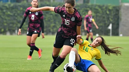 Silvana Flores fue presentada como nueva contratación de Rayadas.