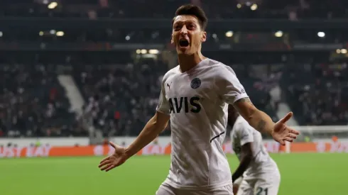 Mesut Özil Fenerbahce 2022