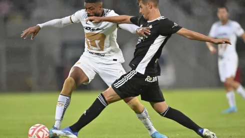 Pumas se enfrenta al Celta de Vigo.