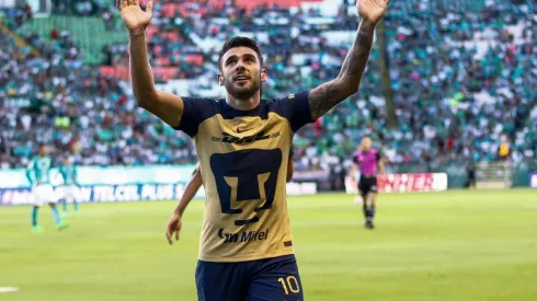 Eduardo Salvio el día de su debut en la Liga MX contra el León.
