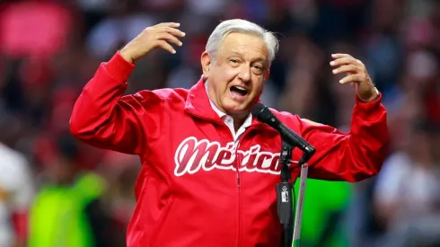 En más de una ocasión, Obrador se ha dicho poco fanático del futbol a diferencia del béisbol
