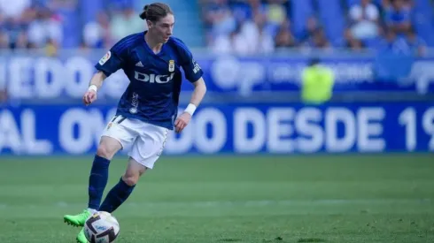 Marcelo Flores tuvo su estreno como titular en Real Oviedo.