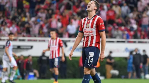 Ormeño suma un gol con Chivas en el Apertura 2022
