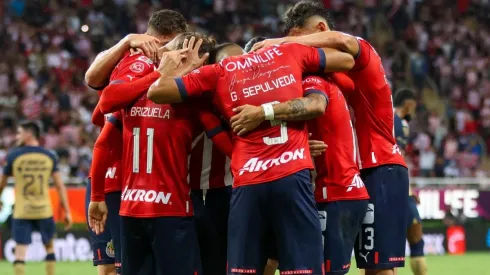 Chivas se prepara para el Clásico Nacional.
