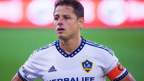 Chicharito Hernández en partido de la temporada 2022 de la MLS con el Galaxy.
