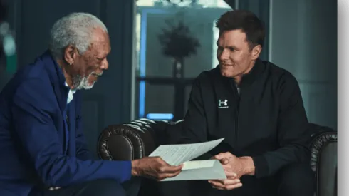 Morgan Freeman, presto a leer la carta de Tom Brady.
