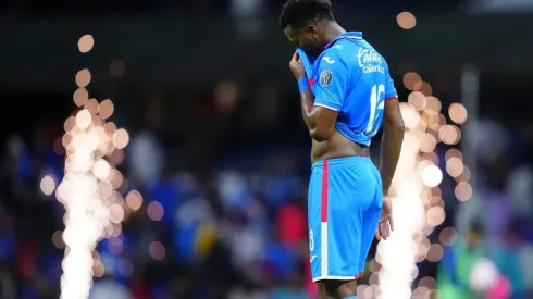 Michael Estrada se lamenta. Cruz Azul falló muchas ocasiones ante Monterrey.