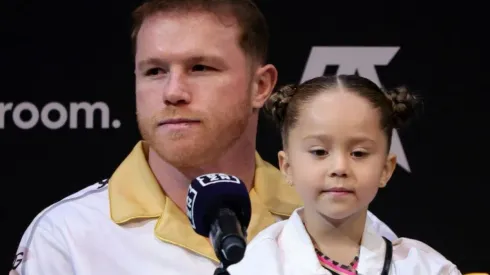 Canelo Álvarez y un nuevo hermoso momento que su hija.
