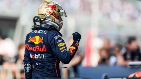 Verstappen se quedó con la pole position para confirmar que no se la pondrá fácil a Checo Pérez en México