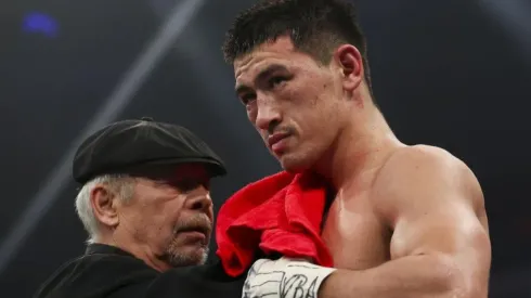 Dmitry Bivol marca su obejtivo para el 2023 y frustra a Canelo Álvarez
