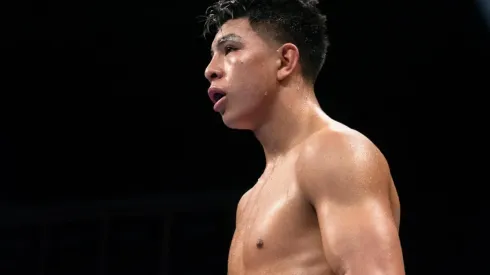 Munguia no ve en su futuro a Canelo Álvarez.
