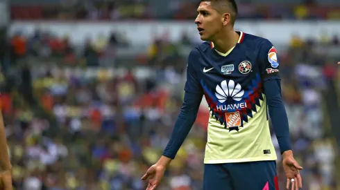 Edson Álvarez durante su paso por América.
