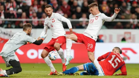 La selección de Polonia en su partido de preparación contra Chile.
