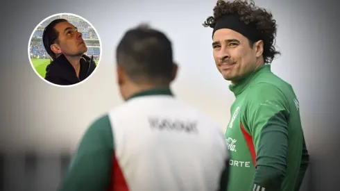 Memo Ochoa Christian Martinoli México 2022
