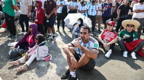 Qatar: Fans watch 2022 FIFA World Cup, WM, Weltmeisterschaft, Fussball Group Stage match Argentina vs Saudi Arabia in D
