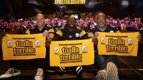 James Farrior, Santonio Holmes y Dermontti Dawson en Siempre Steelers.
