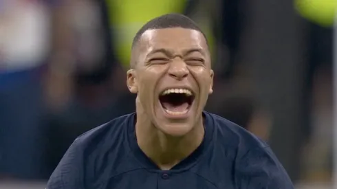 Kylian Mbappé en el penal de Harry Kane 2022
