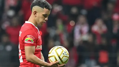 Revelan por qué Leo Fernández no jugó la Copa Sky con Toluca