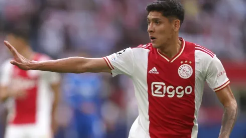 Edson Álvarez vuelve con Ajax tras estar en el Mundial de Qatar 2022.
